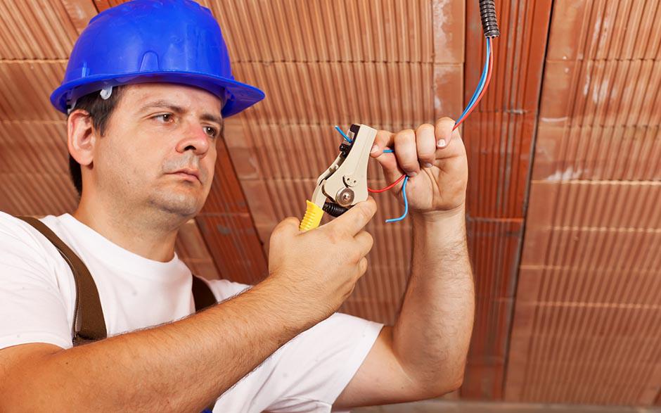 recherche travail électricien bâtiment Brie-Comte-Robert